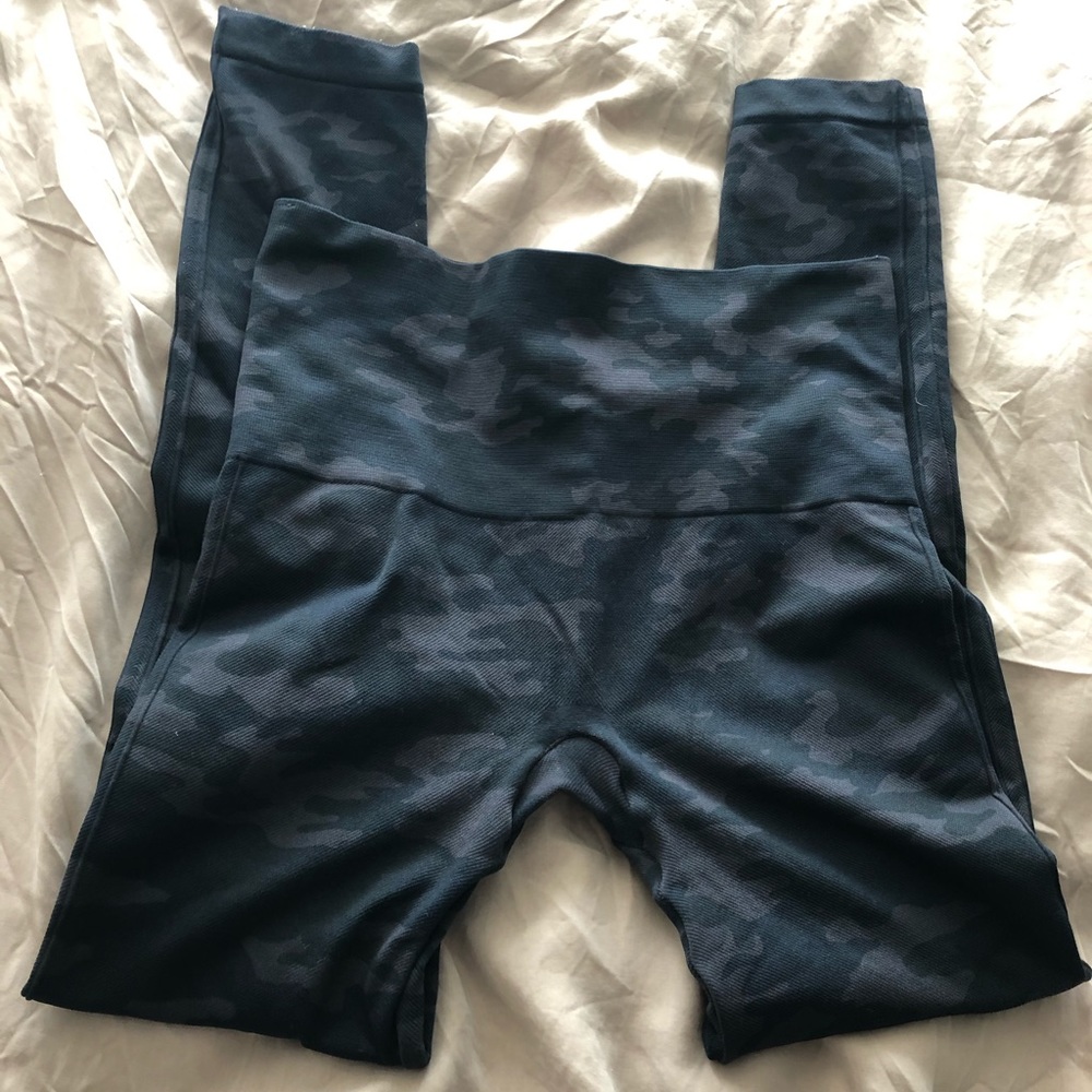 SPANX Camouflage Leggings - Black
